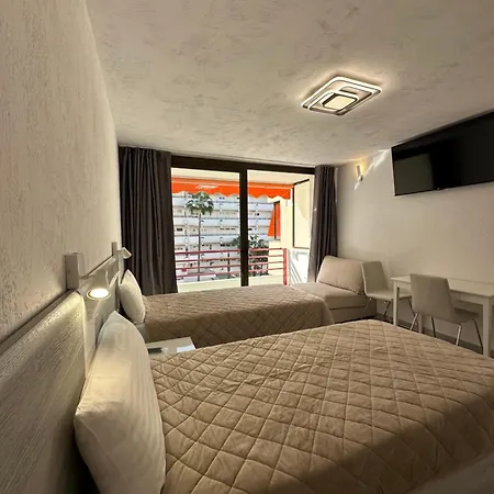 Olympia Apartment *